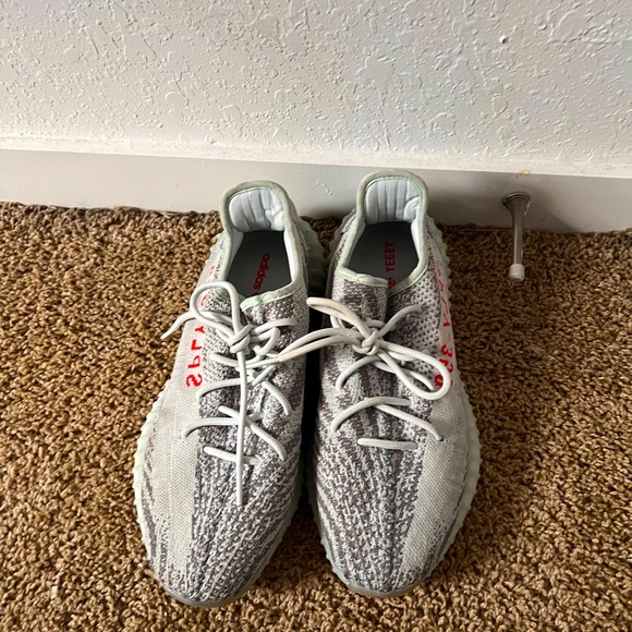 Yeezy 350 Blue Tint - Picture 1 of 5